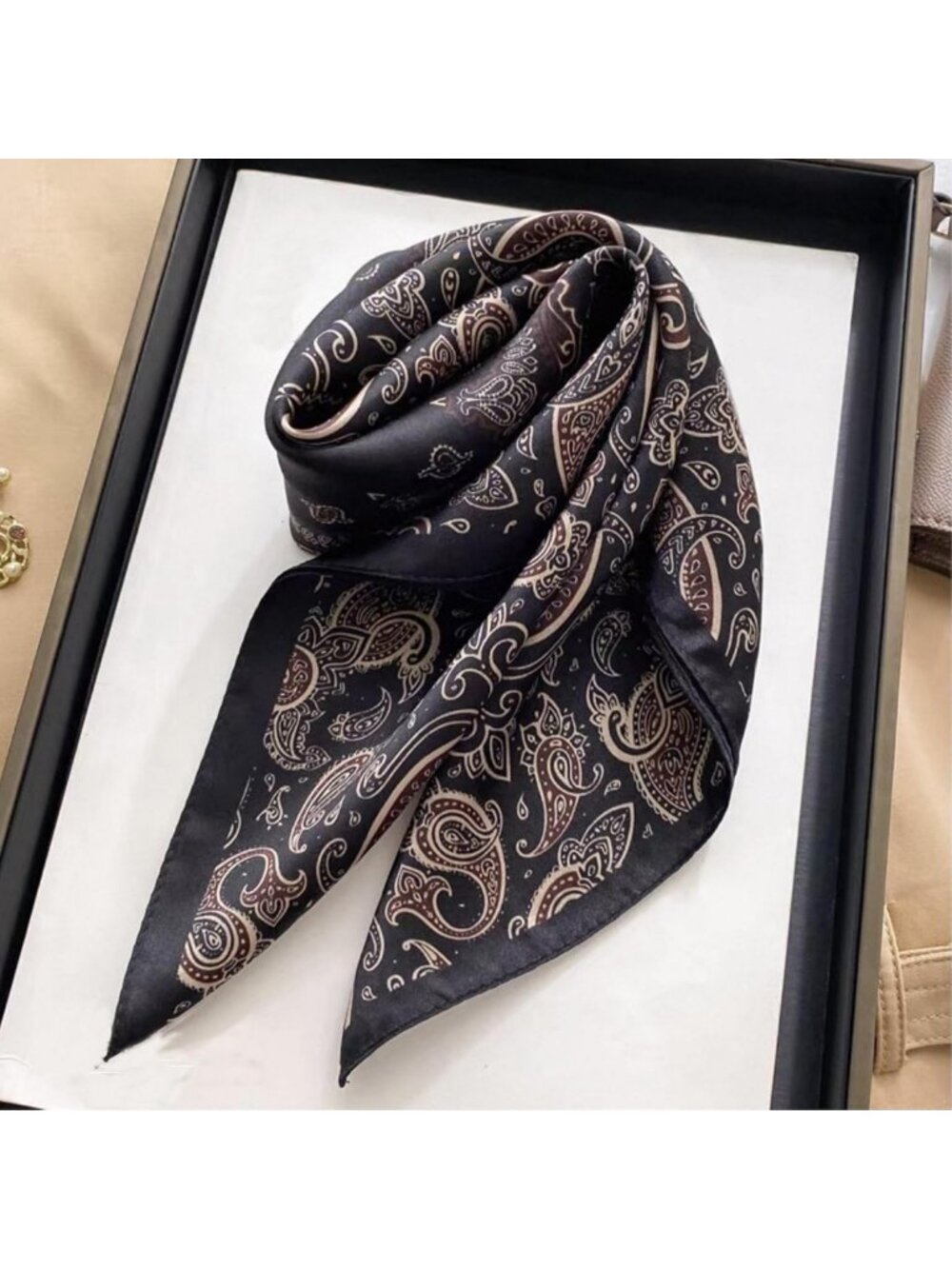 Luxurious 100% Mulberry Silk Neck Scarf for Women - 21x21 Inches, Perfect Gift - Picture 2 of 2